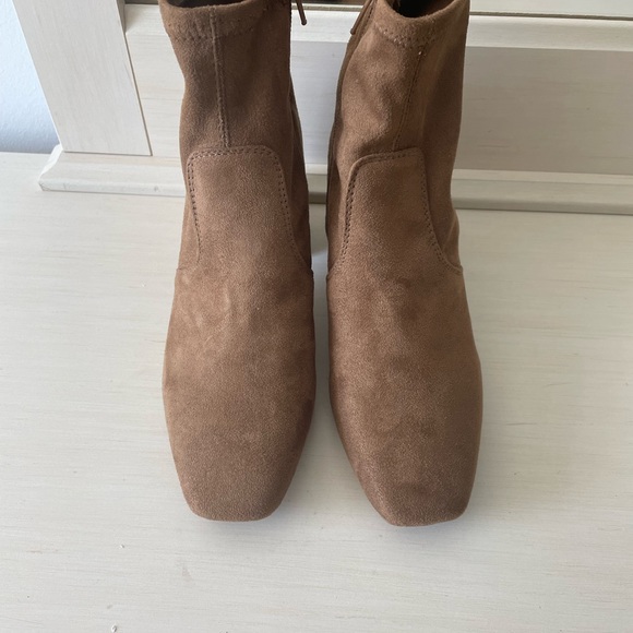 Nine West 9x9 Technology Suede Bootie - 5.5 Never Been Worn - Picture 3 of 5